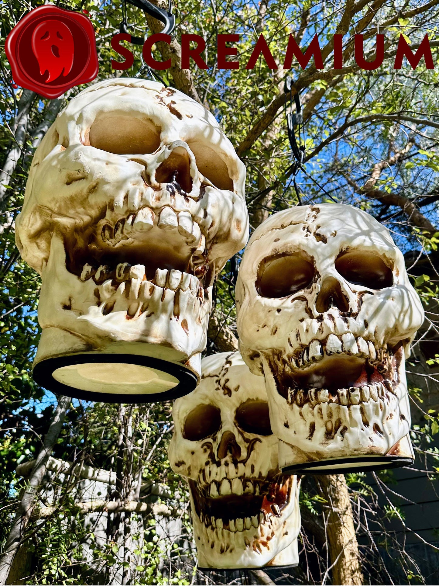 Giant Skull Pendant Lantern Prop 20-Inch-Tall Waterproof Outdoor Halloween Decoration SCREAMIUM