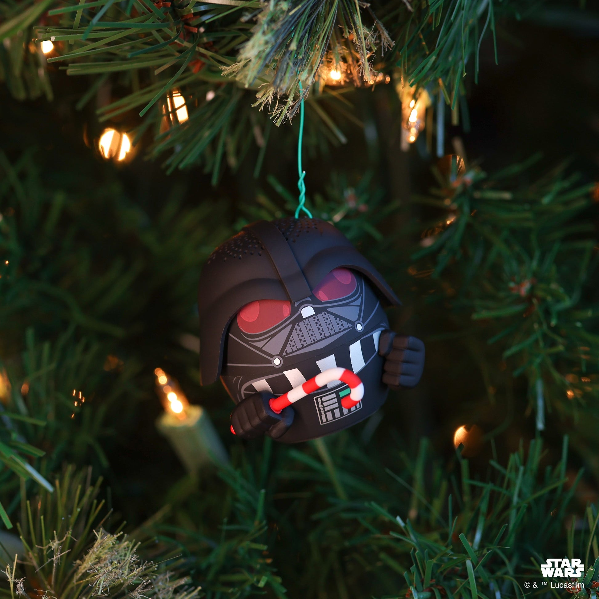 Darth Vader w/ Candy Cane - Get it from Bo