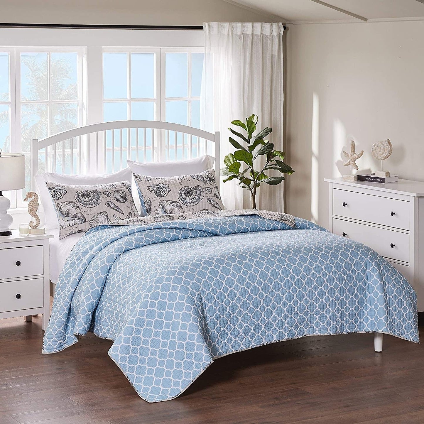 Twin/Twin XL size 2 Piece Microfiber Beach Shells Coastal Reversible Quilt Set FastFurnishings