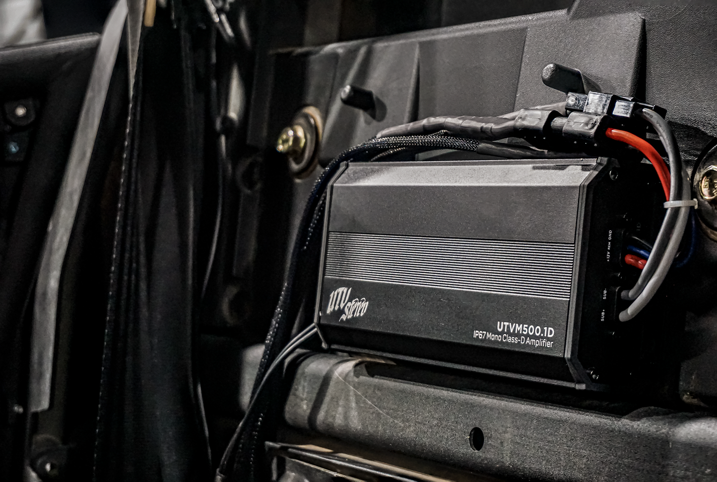 M-Series 500W Mono Amplifier | UTVM-500.1D Dunes 2 Dezert SXS