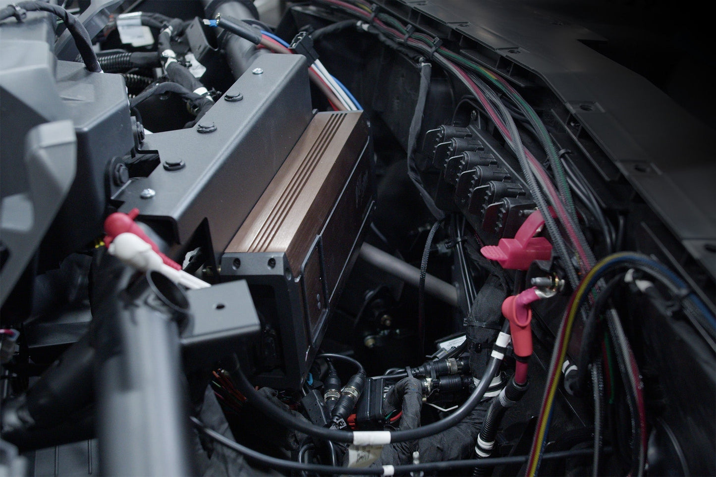 RZR® Pro Series -Center- Amplifier Mount | UTVS-PRO-AMPMT-CNT Dunes 2 Dezert SXS