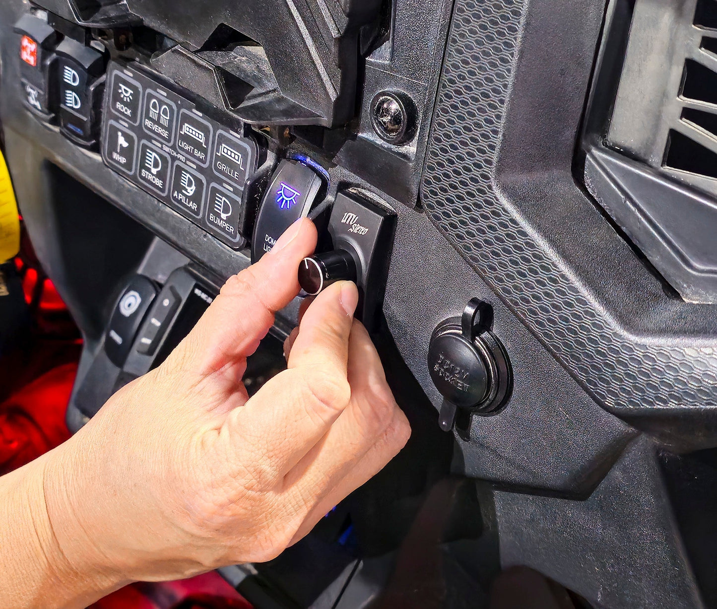 Rocker Switch Bass Knob | UTVS-RKR-BASS-KNOB Dunes 2 Dezert SXS