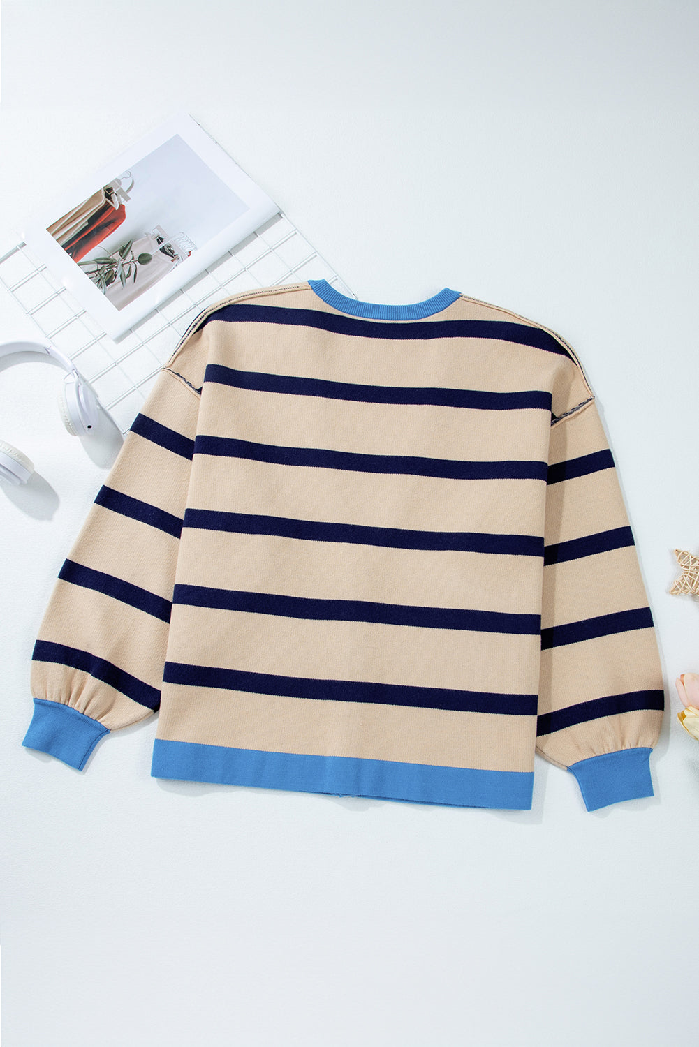Sutton Buttoned Loose Cardigan Threaded Pear