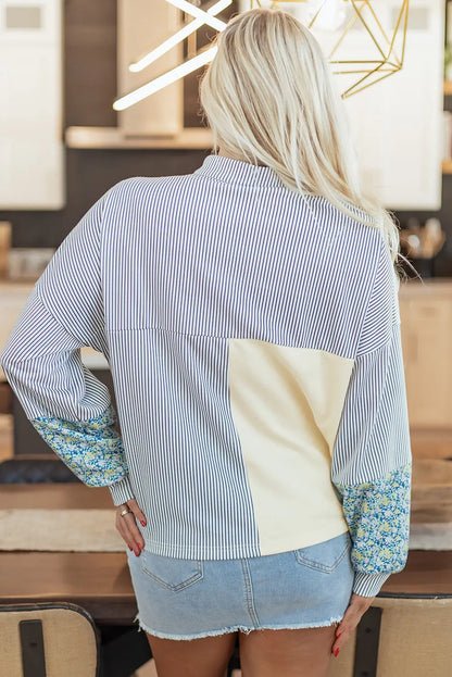 Syllena Collared Boxy Fit Sweatshirt