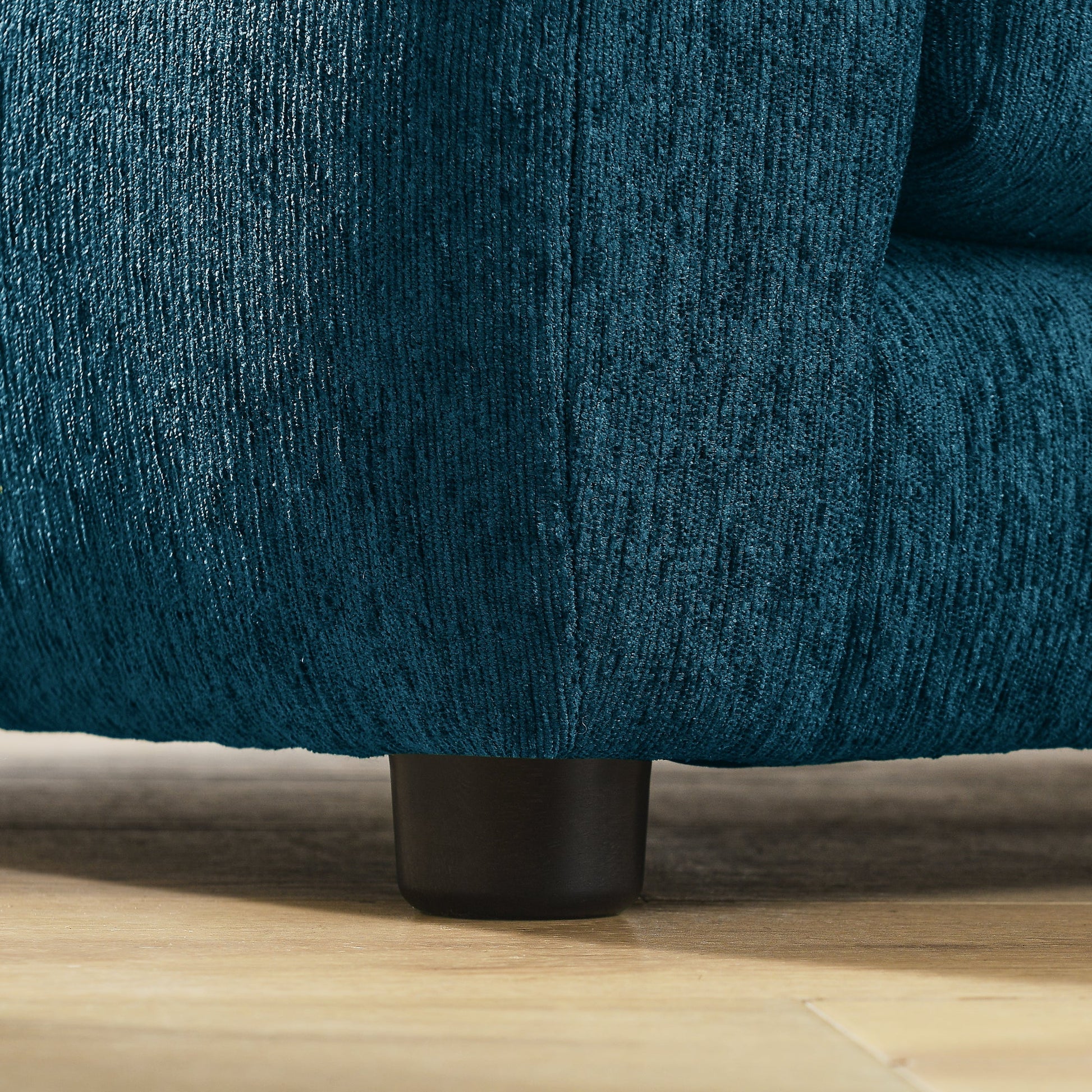 Soft Comfortable Pet Sofa with Backrest and Armrests Sangria Beech