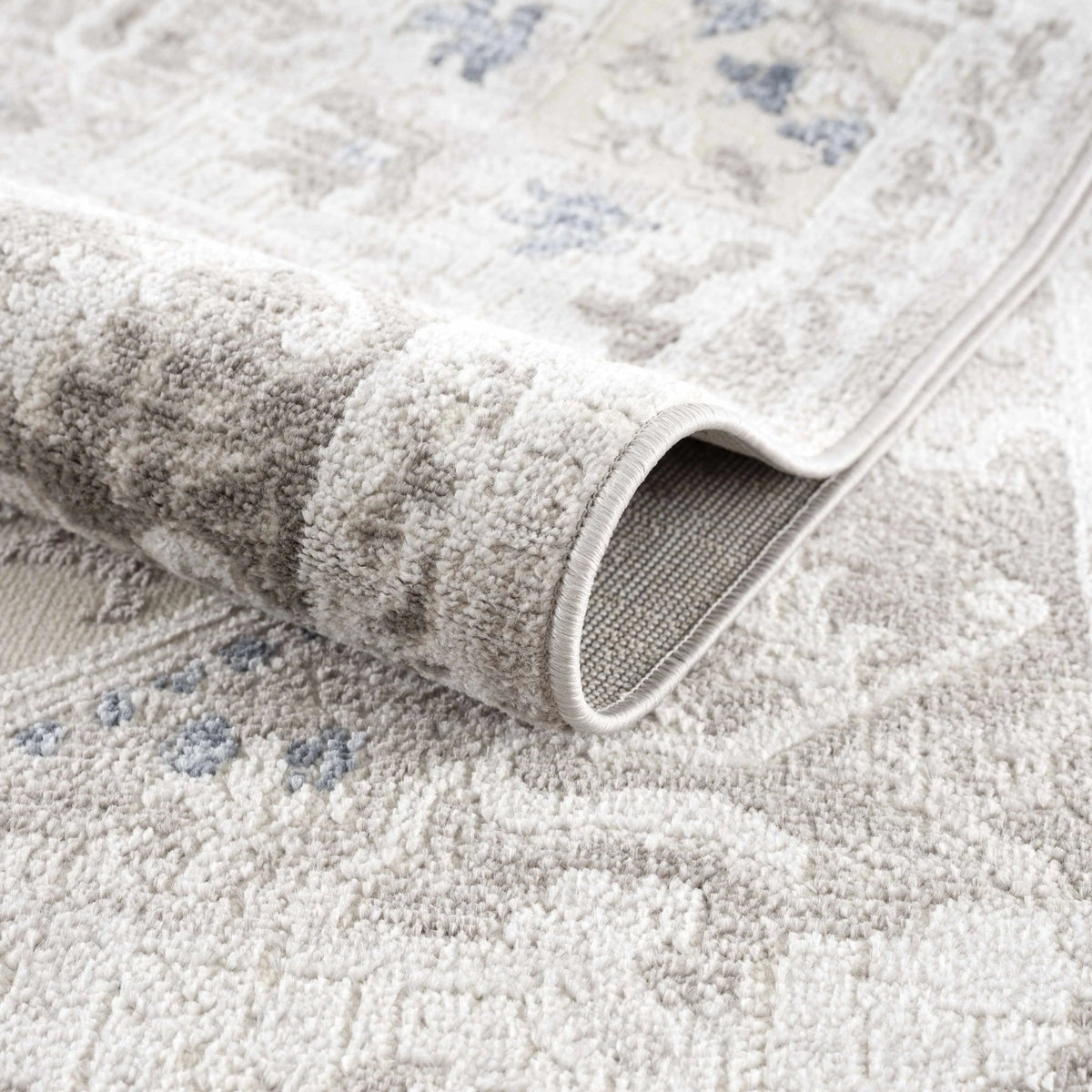 Bakir Area Rug - Get it from Bo
