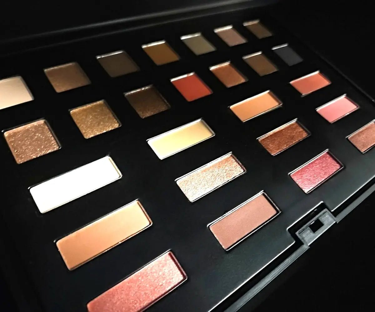 CITY NIGHTS PALETTE 26CN - Get it from Bo