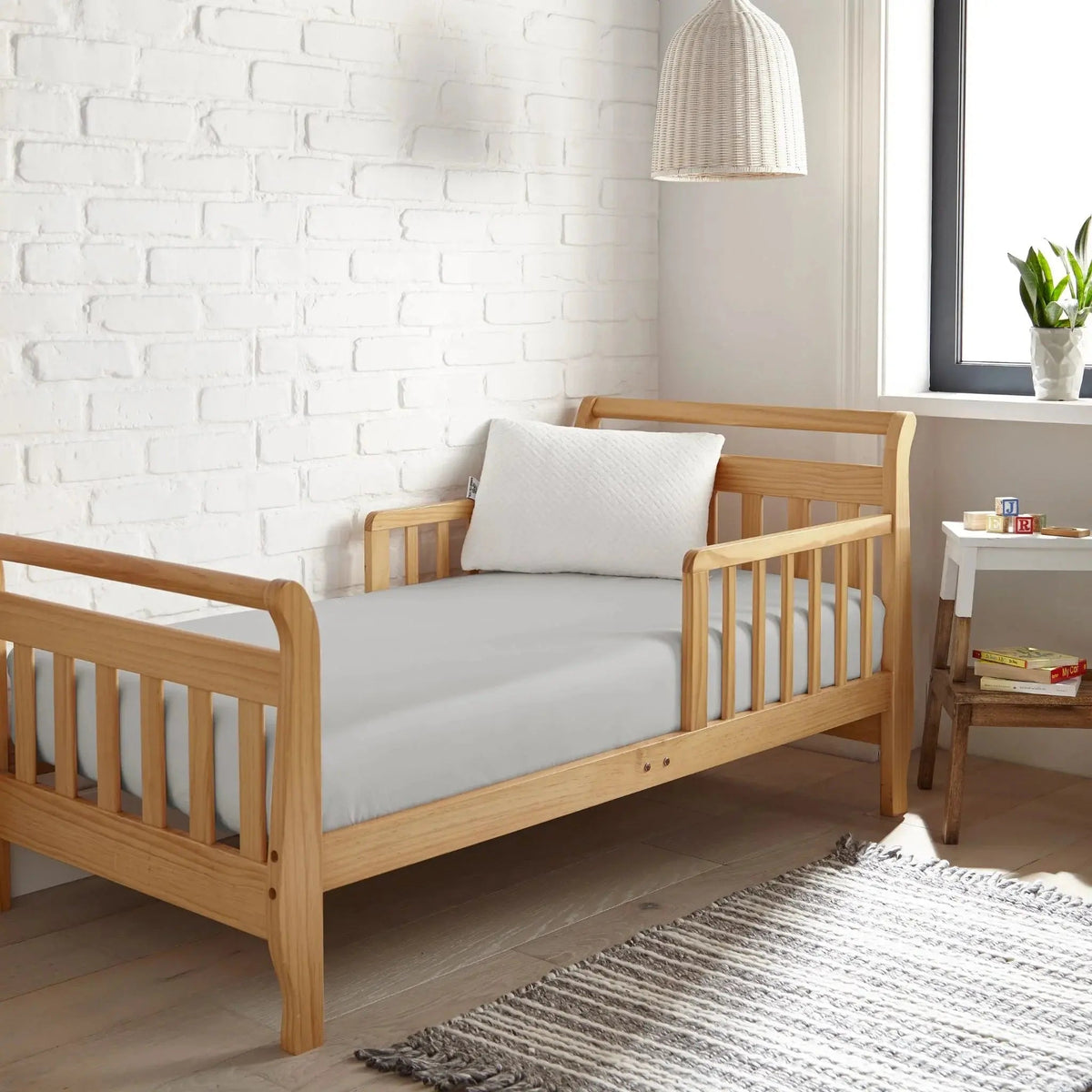 Cooling Bamboo Crib Fitted Sheet | Signature Collection - Get it from Bo