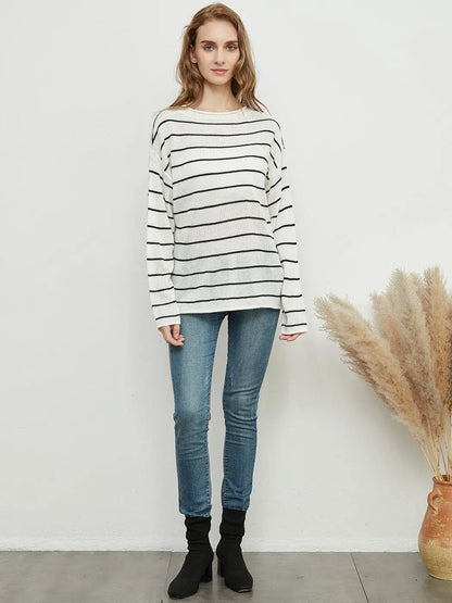 Crew Neck Minimalist Striped Sweater - Get it from Bo
