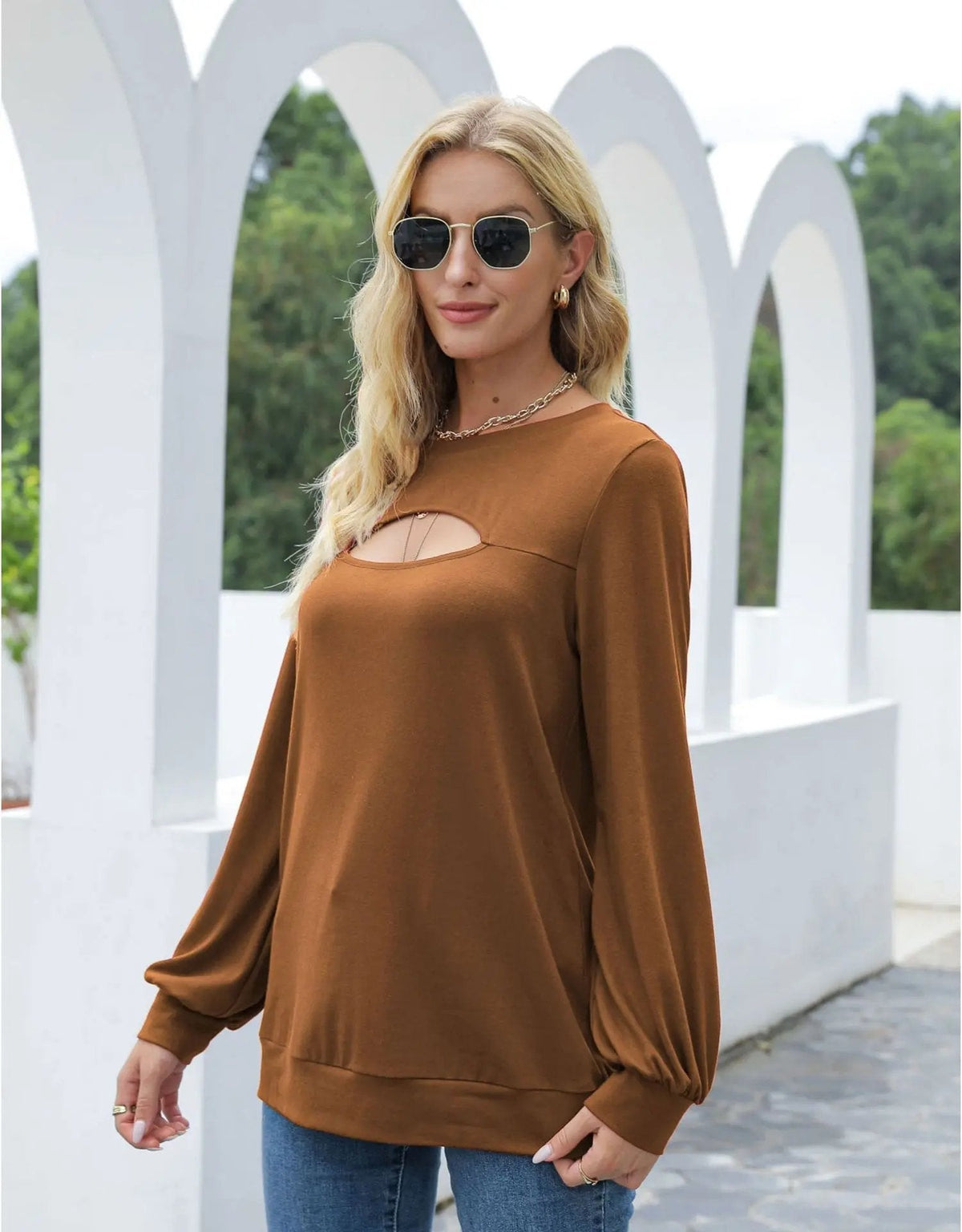 Cut Out Pullover Long Sleeve - Get it from Bo
