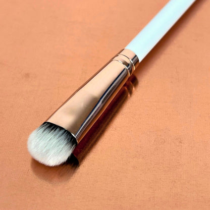 CWG07 - Eyeshadow Brush - Get it from Bo