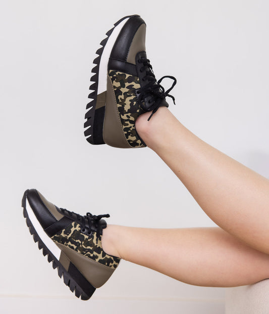 Geri Sneaker in Camo Naughty Monkey