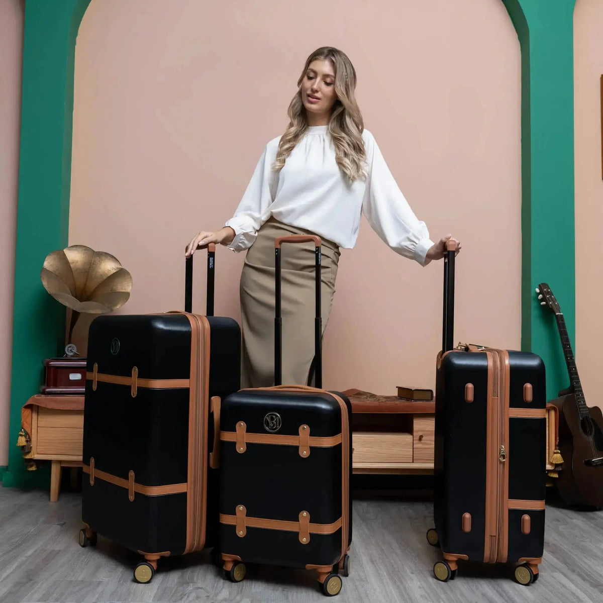 Grace 3 Piece Expandable Retro Luggage Set - Get it from Bo