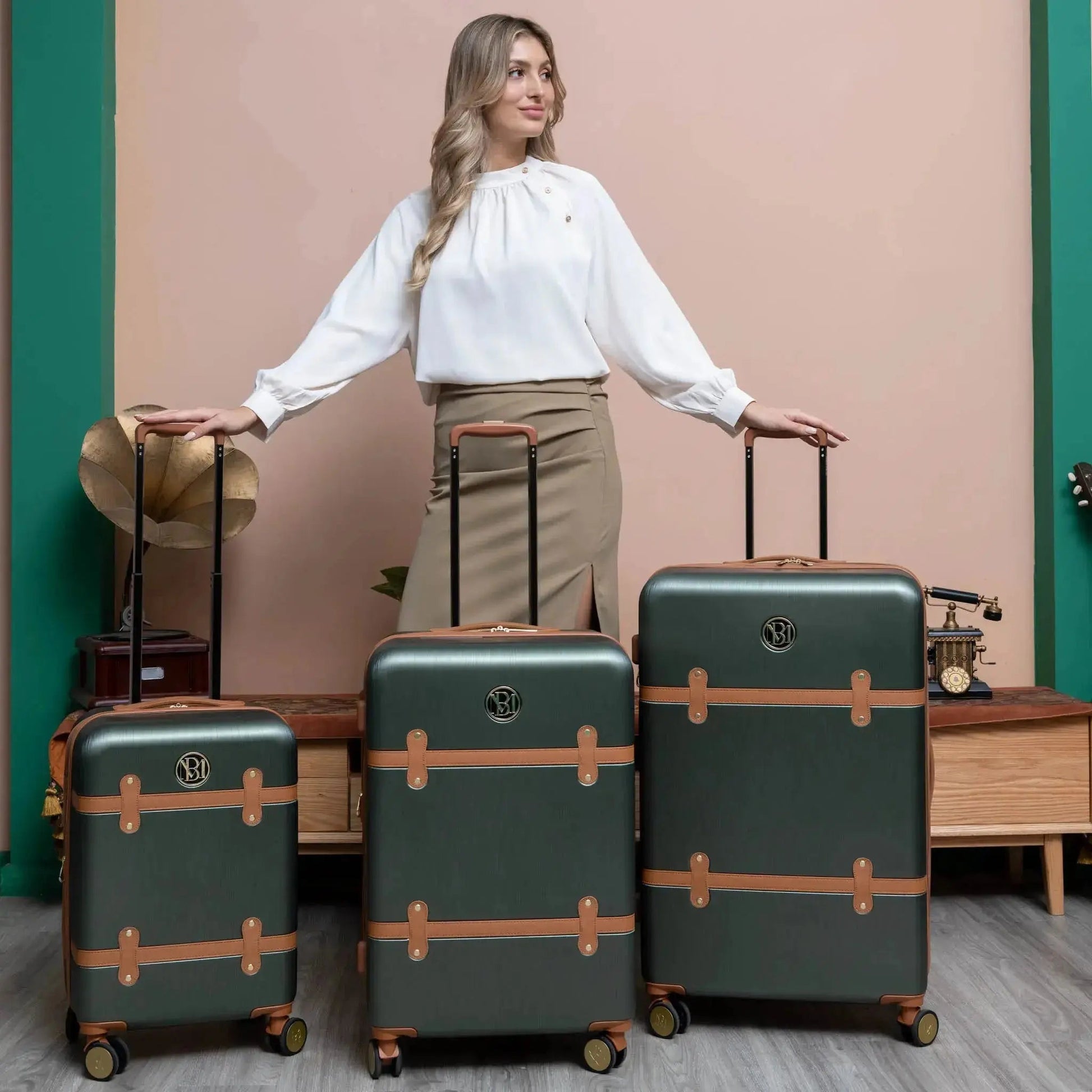 Grace 3 Piece Expandable Retro Luggage Set - Get it from Bo