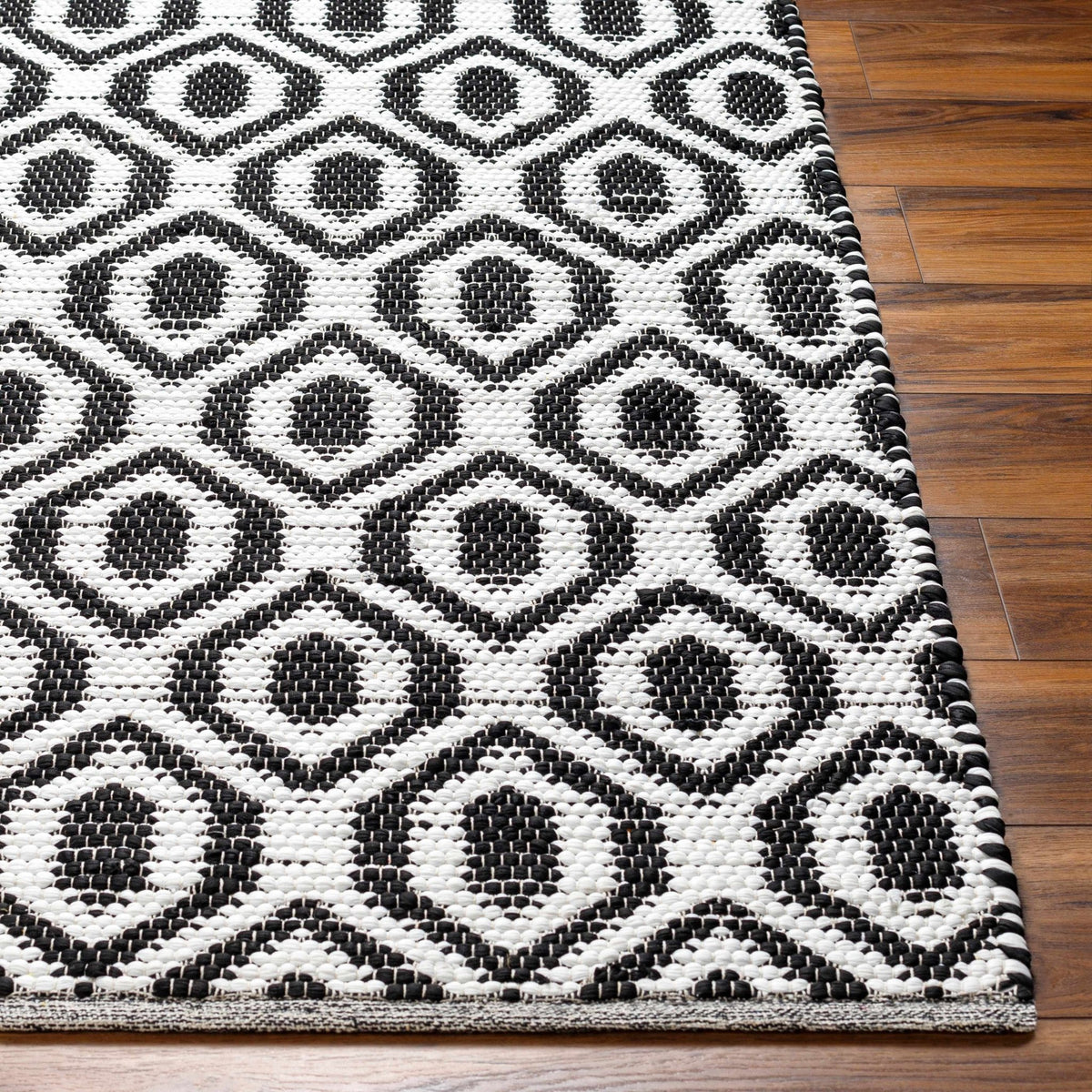 Helmi Area Rug - Get it from Bo