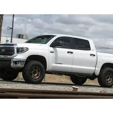 312 |  Method Bronze - Matte Black Lip - Get it from Bo