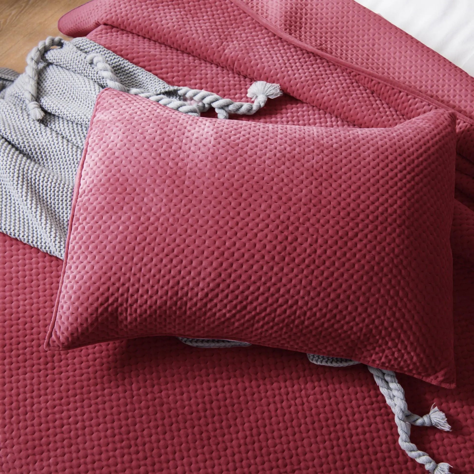 Kasentex All Season Cozy Velvet Quilt Set with Shams, Queen, King, Room Decor, Graduation Gifts - Get it from Bo