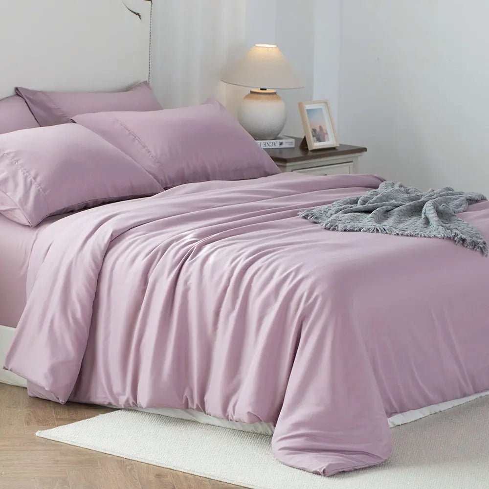Kasentex Duvet Cover Bedding Set with Duvet Cover, Pillowcase, Fitted Sheet, Hypoallergenic and Breathable, Room Decor, Graduation Gifts - Get it from Bo