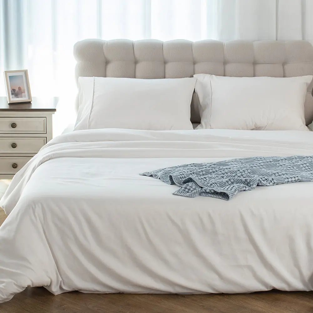 Kasentex Duvet Cover Bedding Set with Duvet Cover, Pillowcase, Fitted Sheet, Hypoallergenic and Breathable, Room Decor, Graduation Gifts - Get it from Bo
