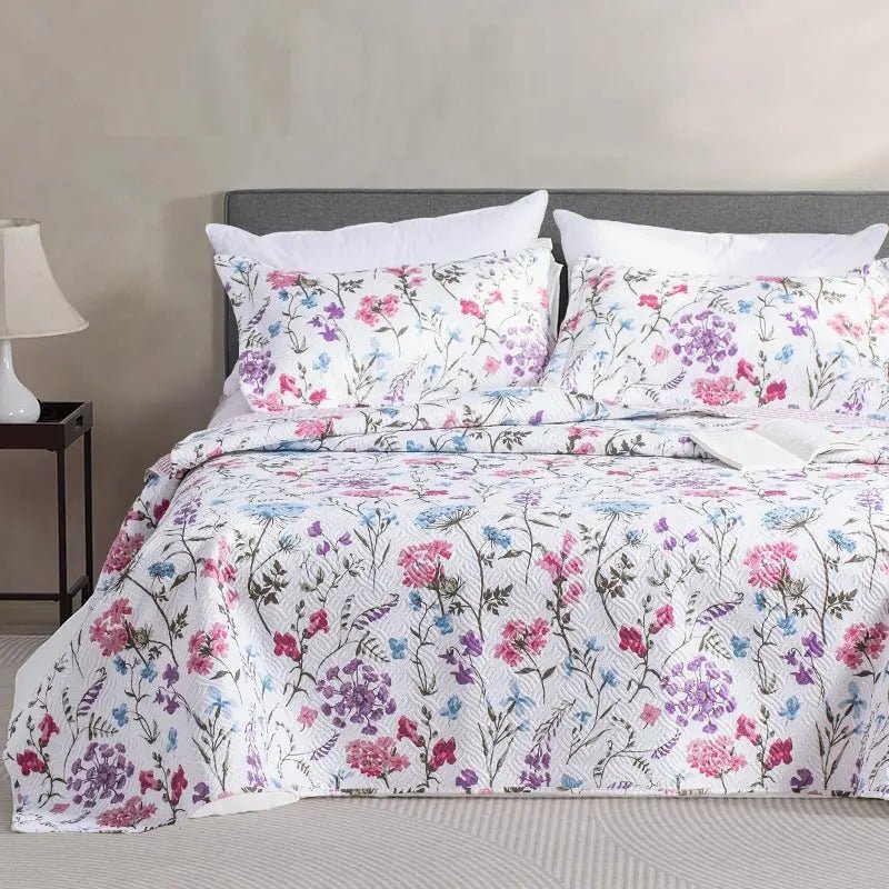 Kasentex Floral Quilt Set - Lightweight & Reversible - Cozy & Stylish Bedding - Machine Washable, Room Decor, Graduation Gifts - Get it from Bo