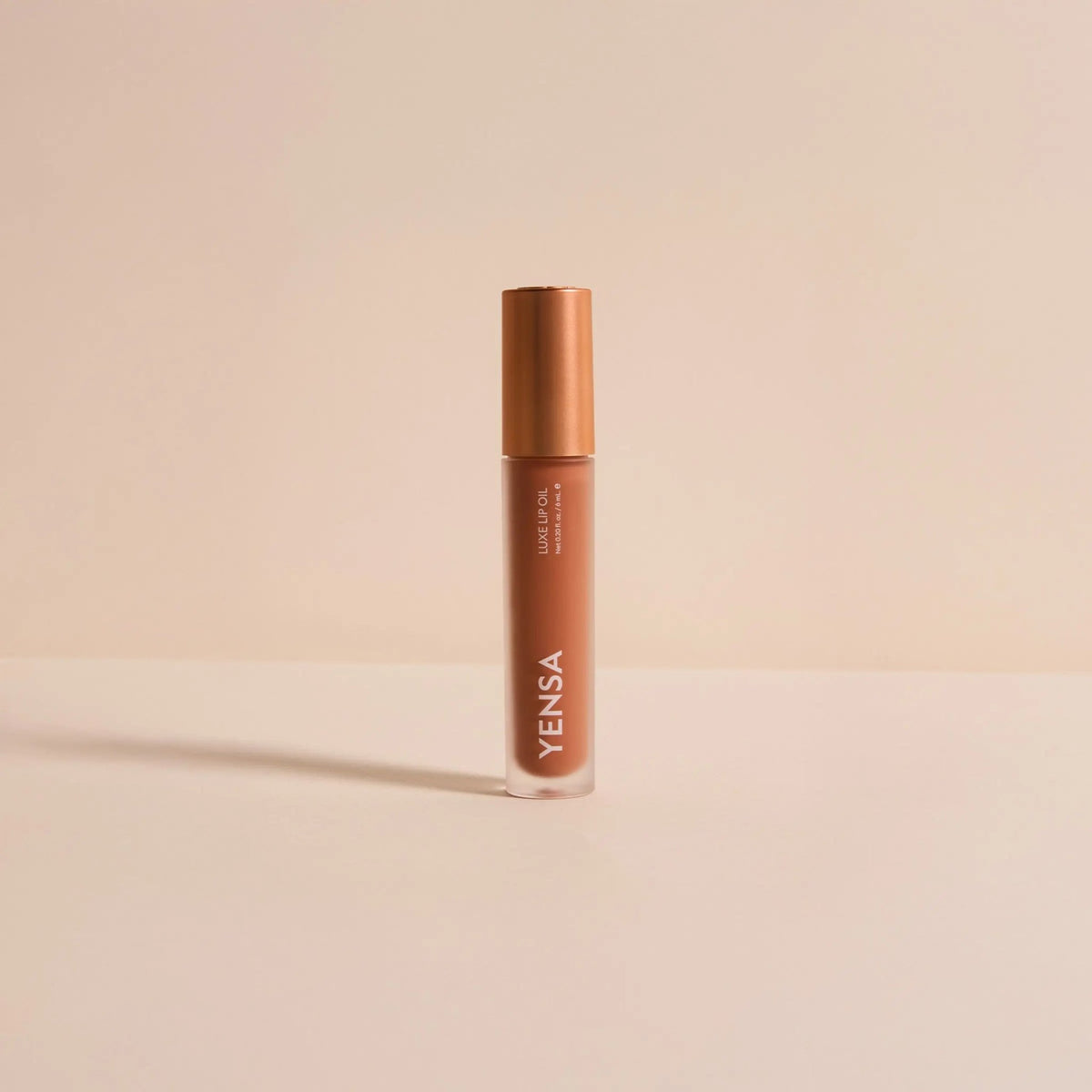 Luxe Lip Nourishing Oil with Hyaluronic + Vitamin E - Get it from Bo