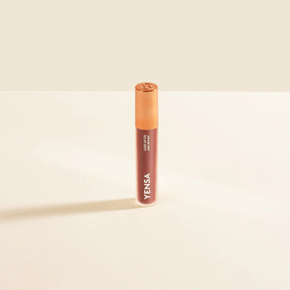 Luxe Lip Nourishing Oil with Hyaluronic + Vitamin E - Get it from Bo