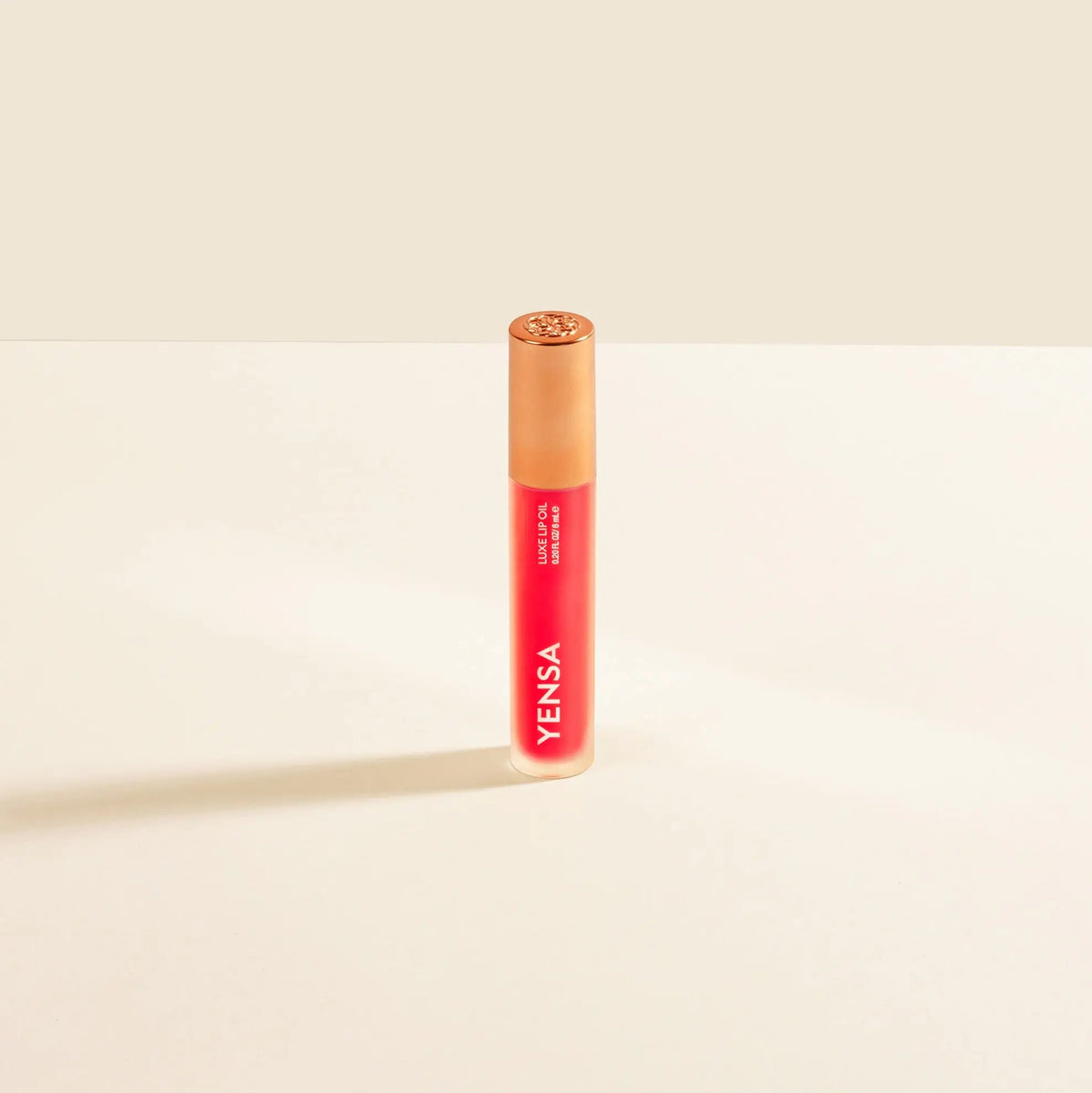 Luxe Lip Nourishing Oil with Hyaluronic + Vitamin E - Get it from Bo