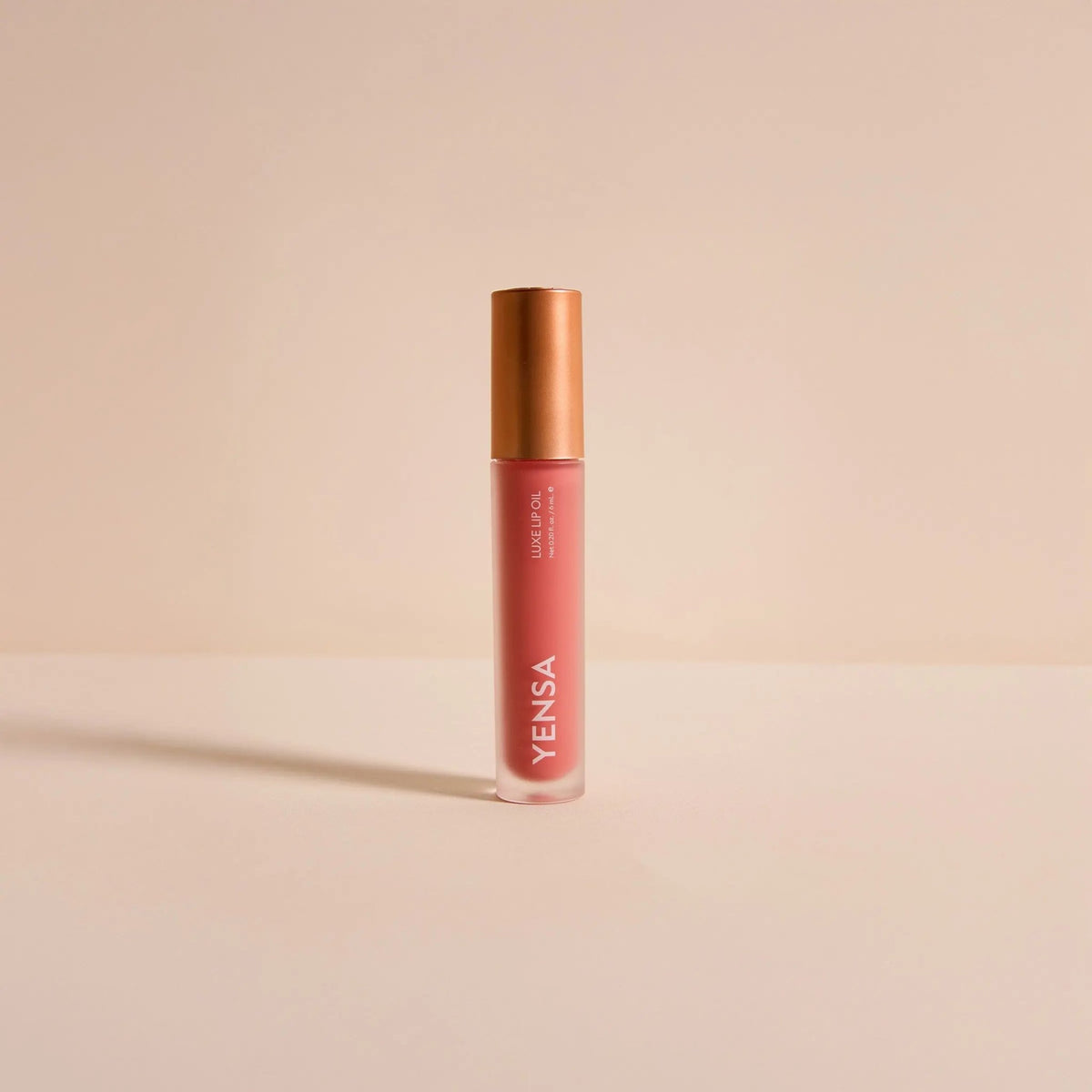 Luxe Lip Nourishing Oil with Hyaluronic + Vitamin E - Get it from Bo