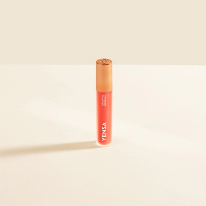 Luxe Lip Nourishing Oil with Hyaluronic + Vitamin E - Get it from Bo