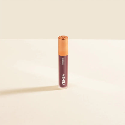 Luxe Lip Nourishing Oil with Hyaluronic + Vitamin E - Get it from Bo