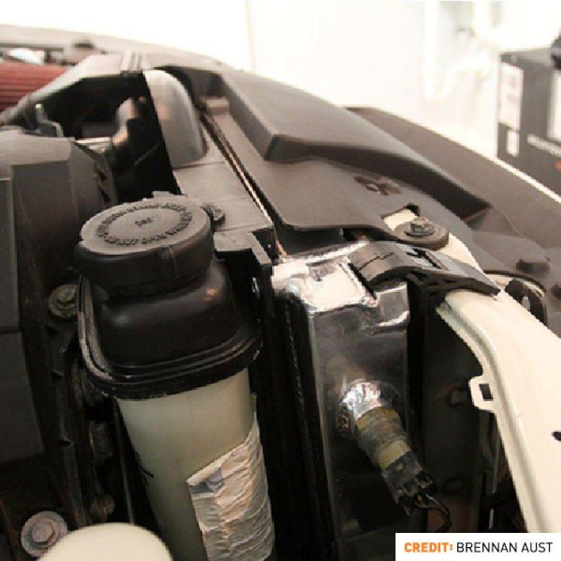 Mishimoto 92-99 BMW E36 Manual Aluminum Radiator NP Motorsports