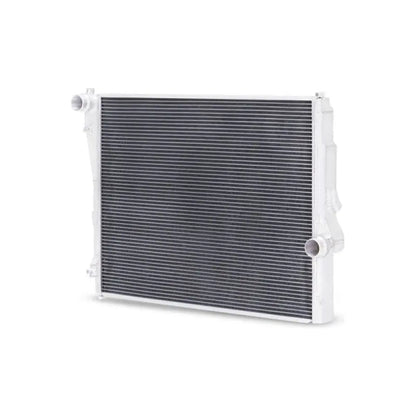 Mishimoto 99-06 BMW 323i/323i/328i/330i Performance Aluminum Radiator NP Motorsports