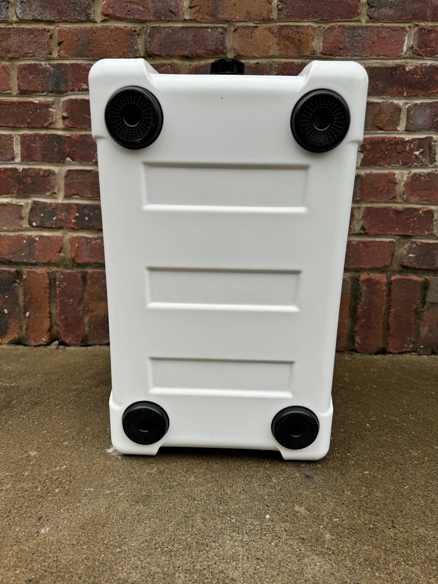 Polar Bear 20 Hard Cooler - Get it from Bo