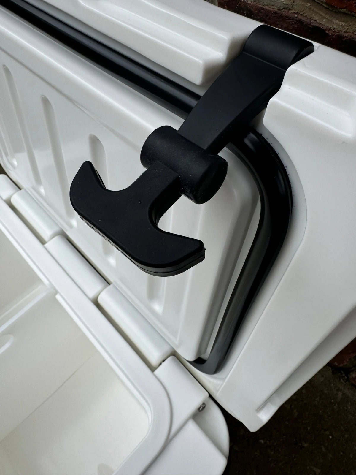 Polar Bear 20 Hard Cooler - Get it from Bo