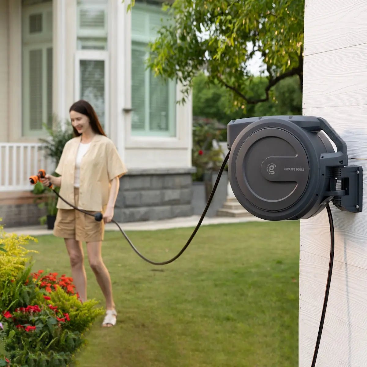 Retractable Garden Hose Reel-1/2in-100ft - Get it from Bo