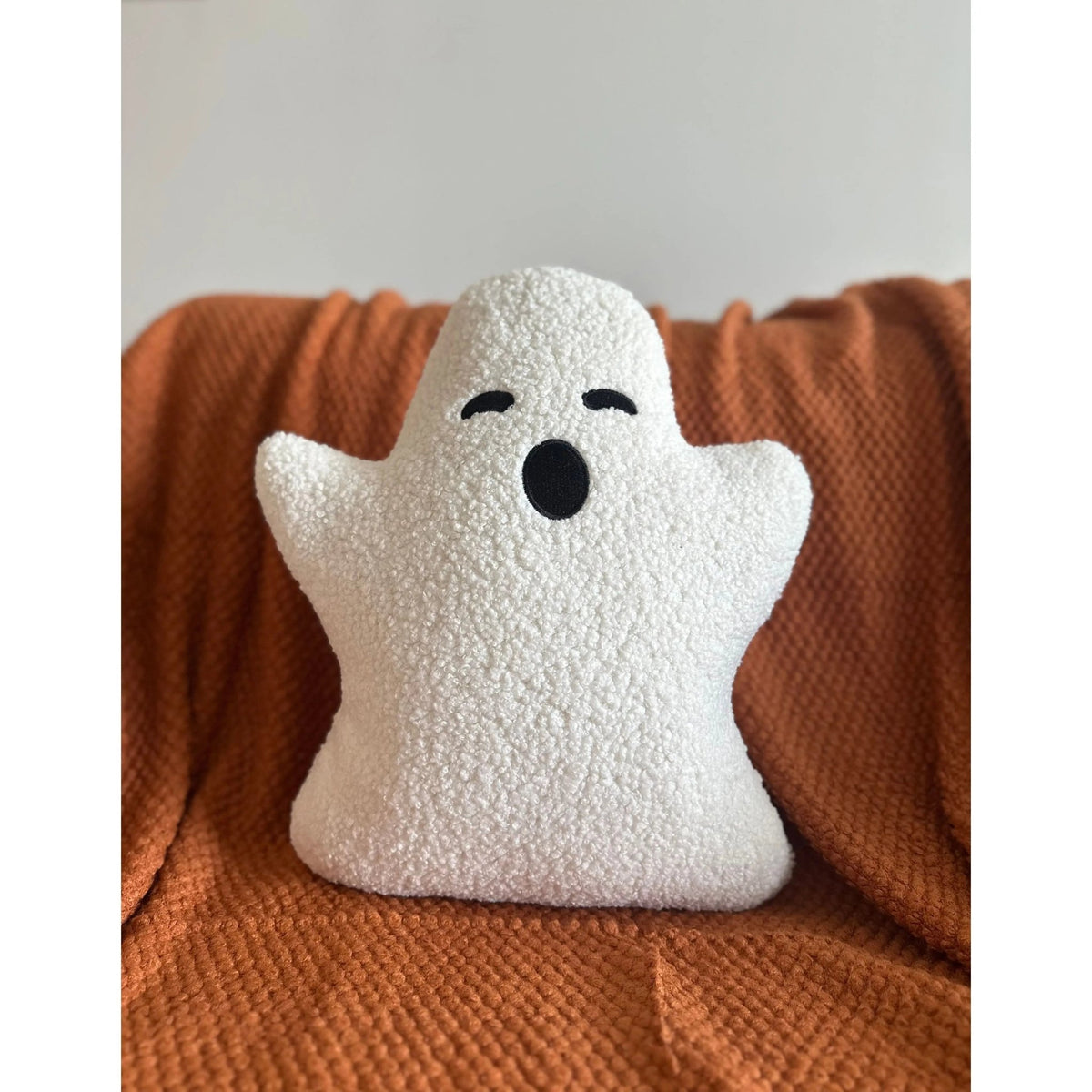 Sherpa Ghost Pillow - Get it from Bo
