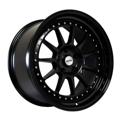 SK11 Satin Black Face / Gloss Black Lip - Get it from Bo