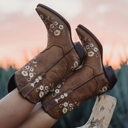 Women's Snipped Toe Western Boots | Floral Showstopper Cowgirl Boots (M50044) Soto Boots
